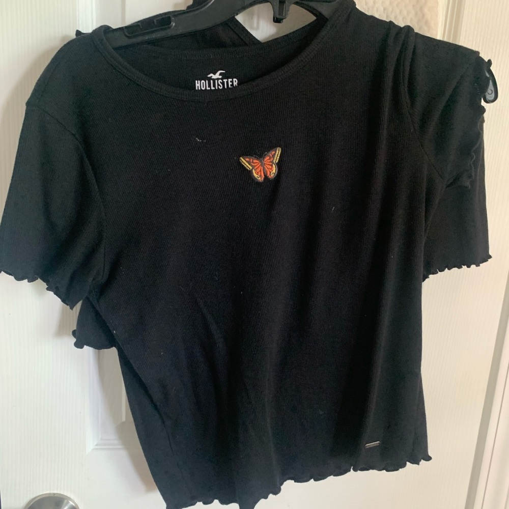 Hollister butterfly embroidered lettuce hemmed tee